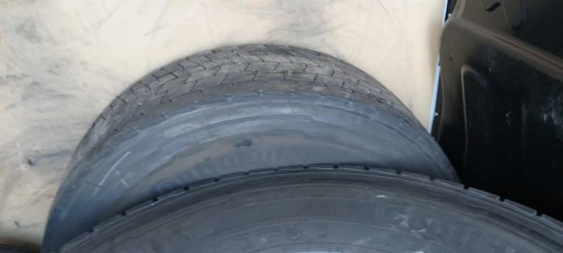 Гуми Летни 315/80R22.5, снимка 6 - Гуми и джанти - 33369034