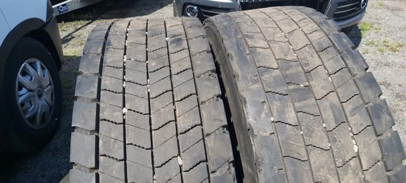 Гуми Летни 315/80R22.5, снимка 1 - Гуми и джанти - 33369034