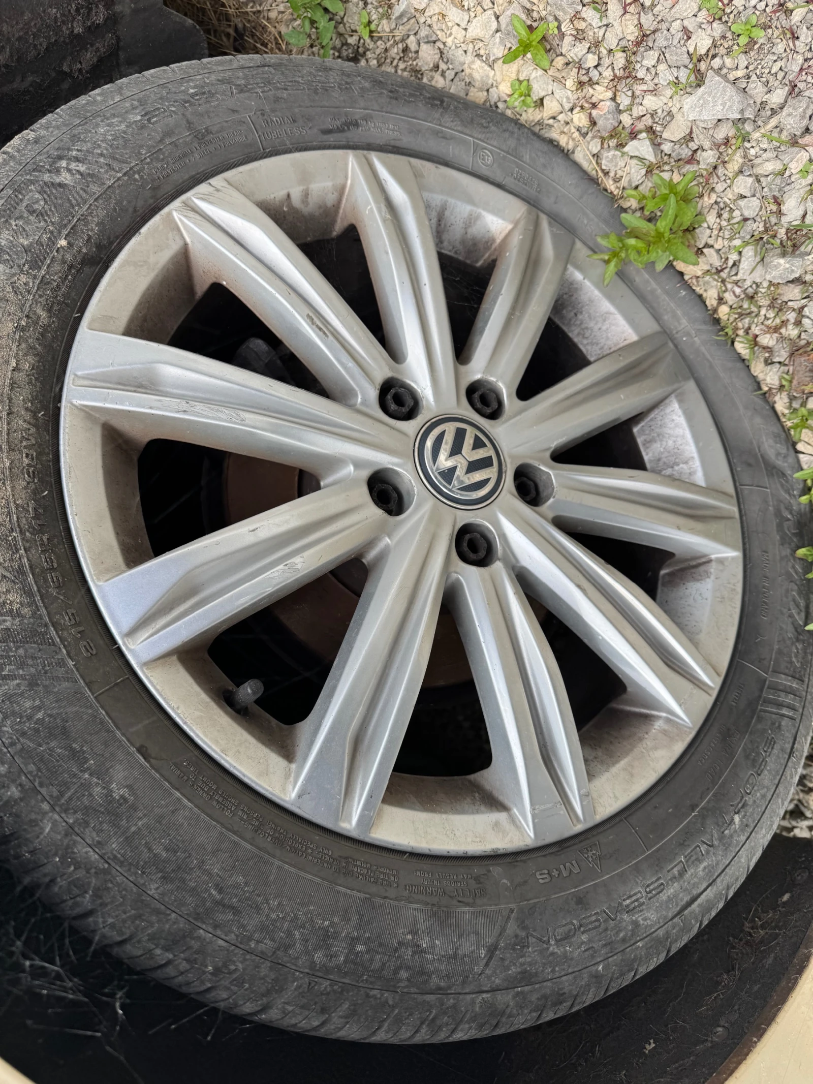 ���� � ������ 215/55R17 �� VW Touran | Mobile.bg � ����������� 1