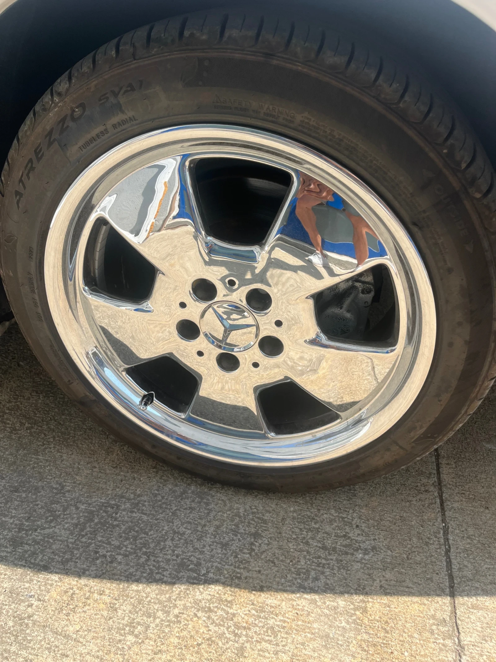 Гуми с джанти Michelin 175/55R17, снимка 2 - Гуми и джанти - 55738182