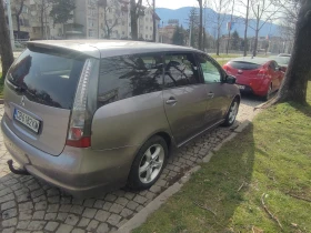 Mitsubishi Grandis Газ, снимка 6
