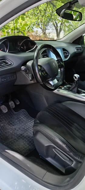 Peugeot 308 РЕАЛНИ КМ, снимка 11