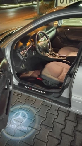 Обява за продажба на Mercedes-Benz C 220 [4000лв]2.2 CDI 143HP AUTOMATIC ~99 лв. - изображение 4