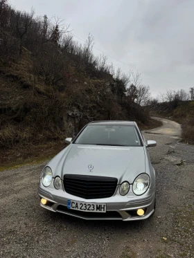 Mercedes-Benz E 320 