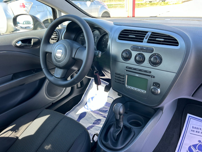 Seat Leon (KATO НОВА), снимка 15 - Автомобили и джипове - 44825507