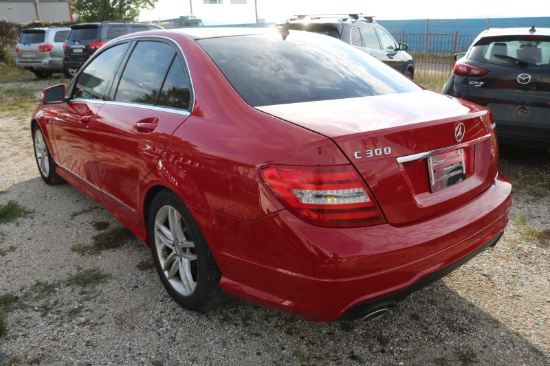 Mercedes-Benz C 300 4Matic, снимка 11 - Автомобили и джипове - 47277215