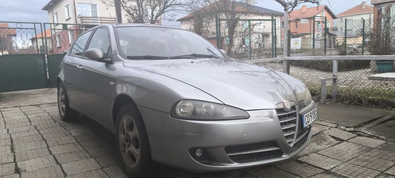 Alfa Romeo 147, снимка 8 - Автомобили и джипове - 48179621