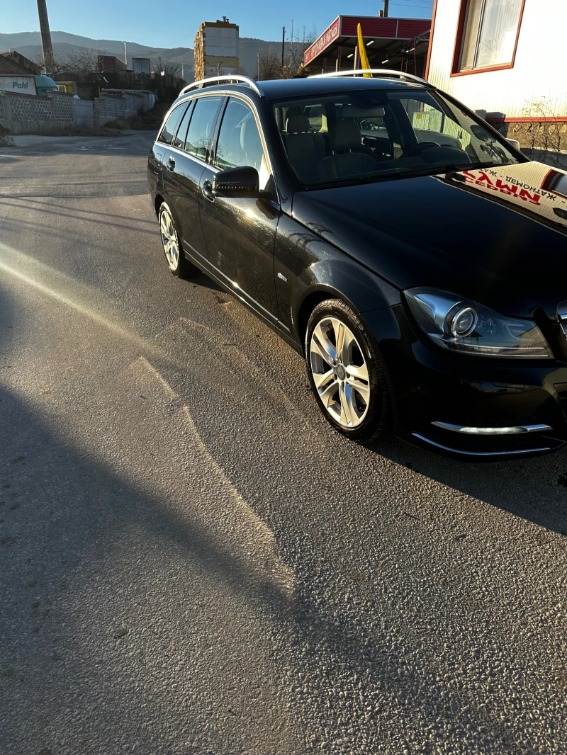 Mercedes-Benz C 300 300cdi 4matic, снимка 2 - Автомобили и джипове - 48510987