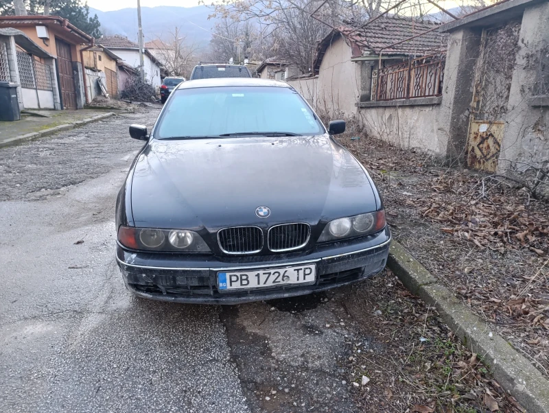 BMW 525, снимка 1 - Автомобили и джипове - 48632212