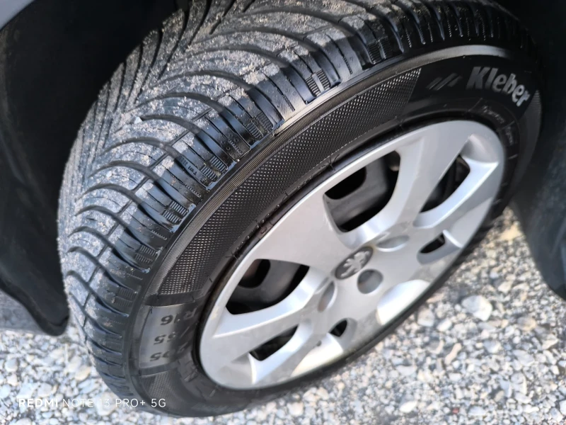 Peugeot 308 1.6 e-HDI, Alure FACE, снимка 14 - Автомобили и джипове - 50899538