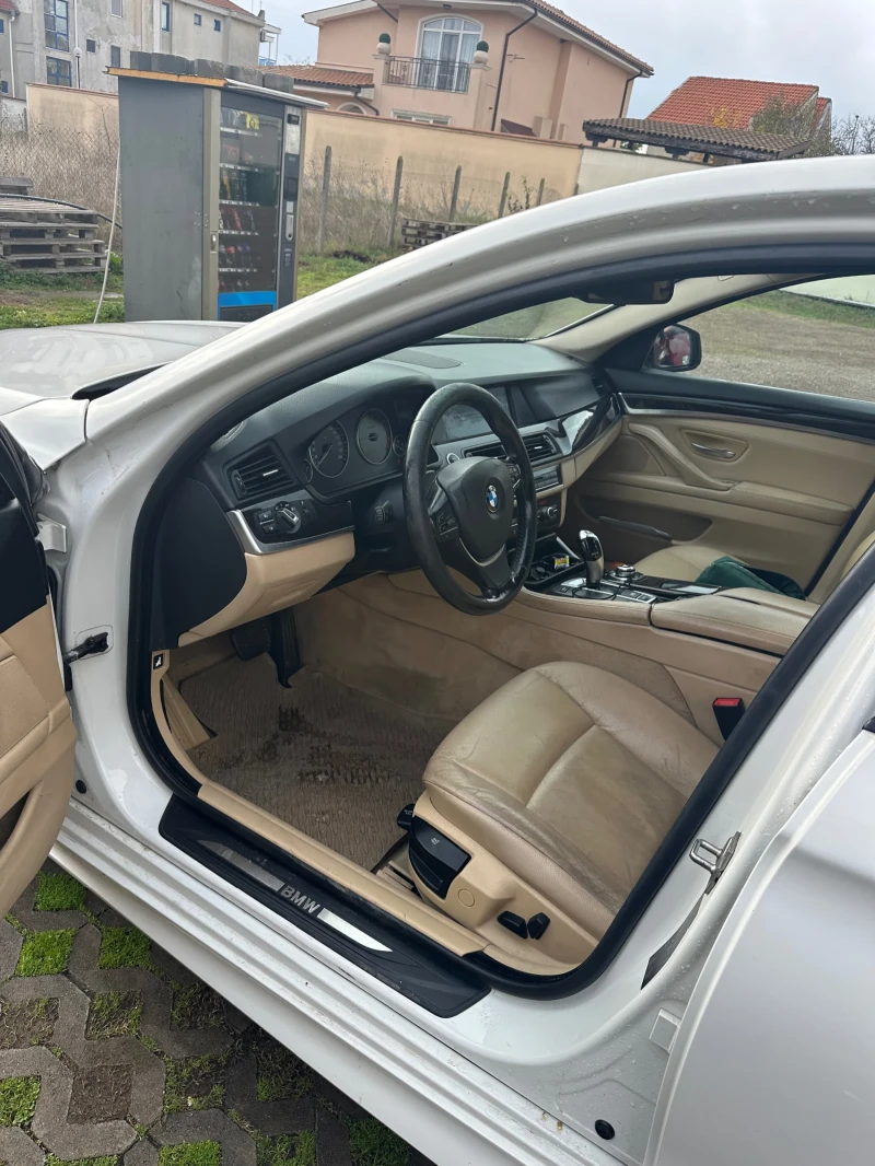 BMW 520 M Pack, снимка 10 - Автомобили и джипове - 52555613