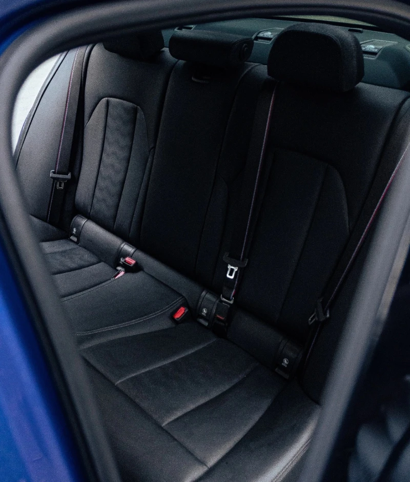 BMW M3 Competition xDrive, снимка 9 - Автомобили и джипове - 52636562