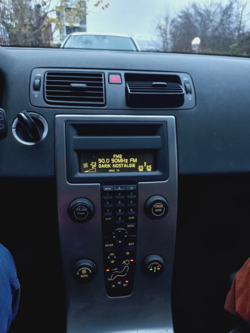 Volvo V50, снимка 8 - Автомобили и джипове - 52695886