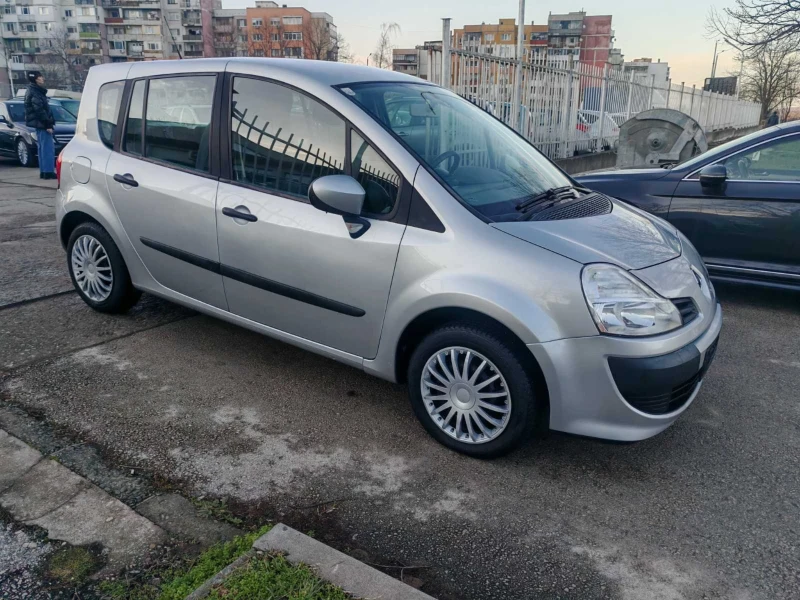Renault Modus 1.2 benzin, снимка 3 - Автомобили и джипове - 53120761