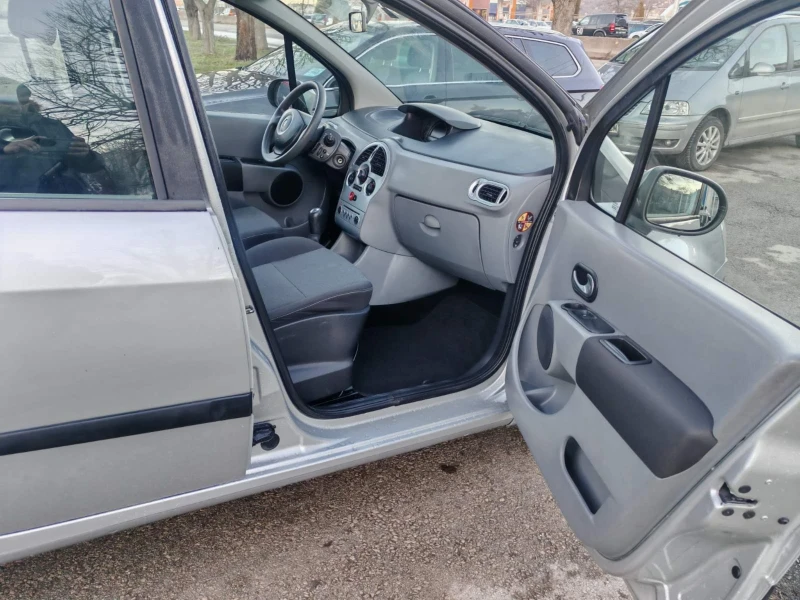 Renault Modus 1.2 benzin, снимка 10 - Автомобили и джипове - 53120761