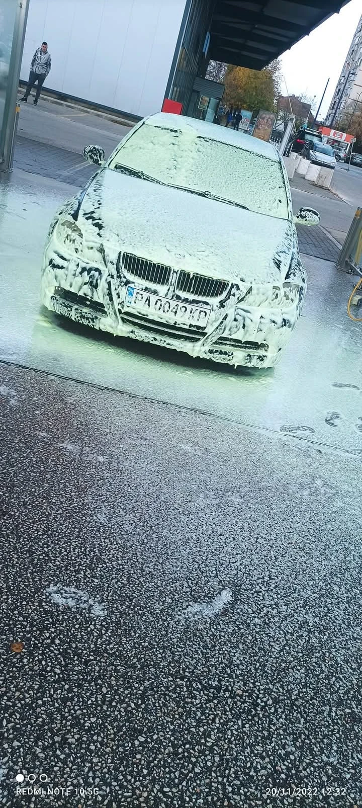 BMW 330, снимка 2 - Автомобили и джипове - 52475448