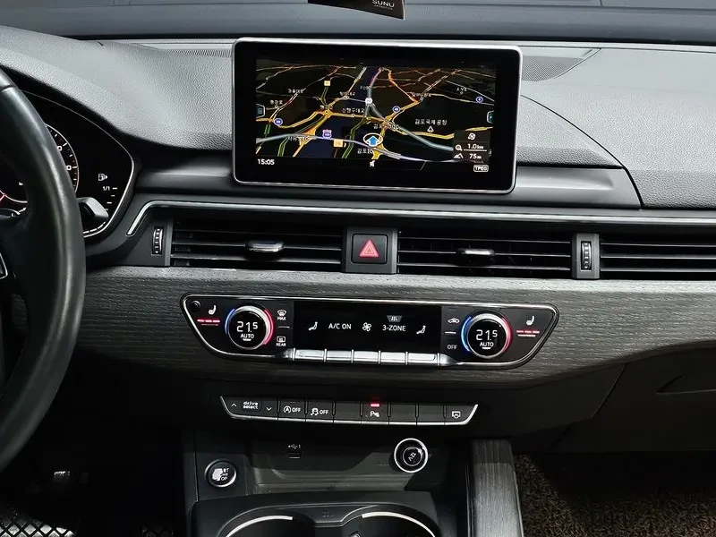 Audi A4 2.0 TDI, снимка 16 - Автомобили и джипове - 53894710