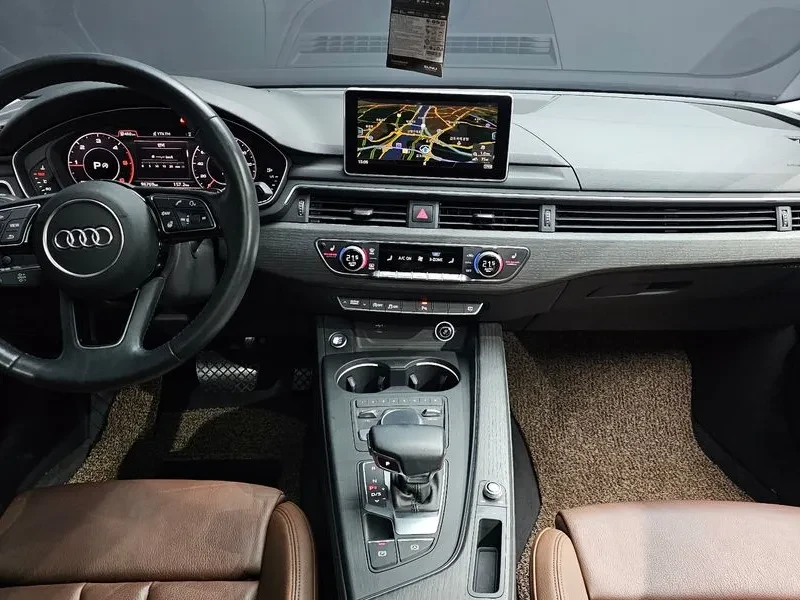 Audi A4 2.0 TDI, снимка 7 - Автомобили и джипове - 53894710