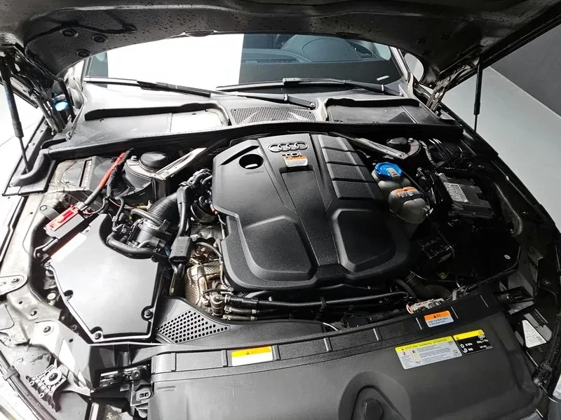 Audi A4 2.0 TDI, снимка 6 - Автомобили и джипове - 53894710