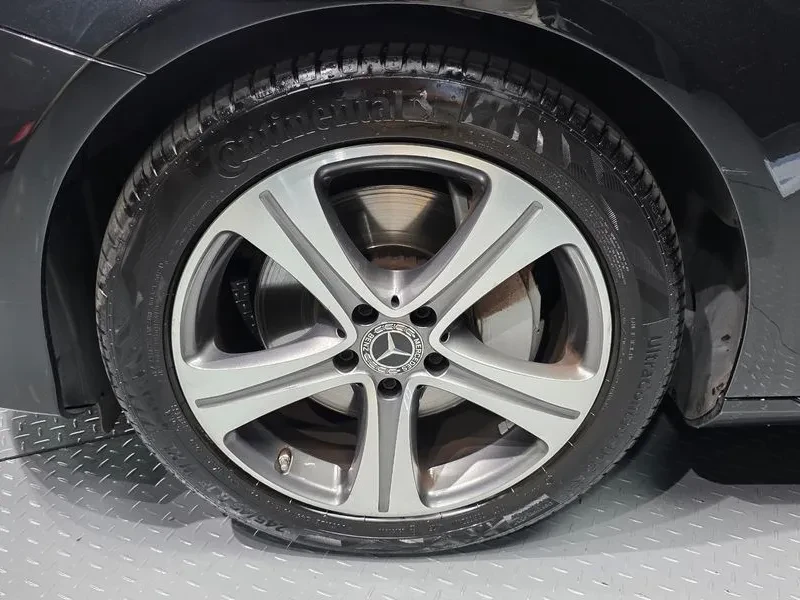 Mercedes-Benz E 300 Avantgarde, снимка 5 - Автомобили и джипове - 56018529