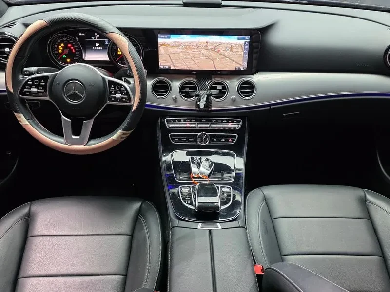 Mercedes-Benz E 300 Avantgarde, снимка 7 - Автомобили и джипове - 56018529