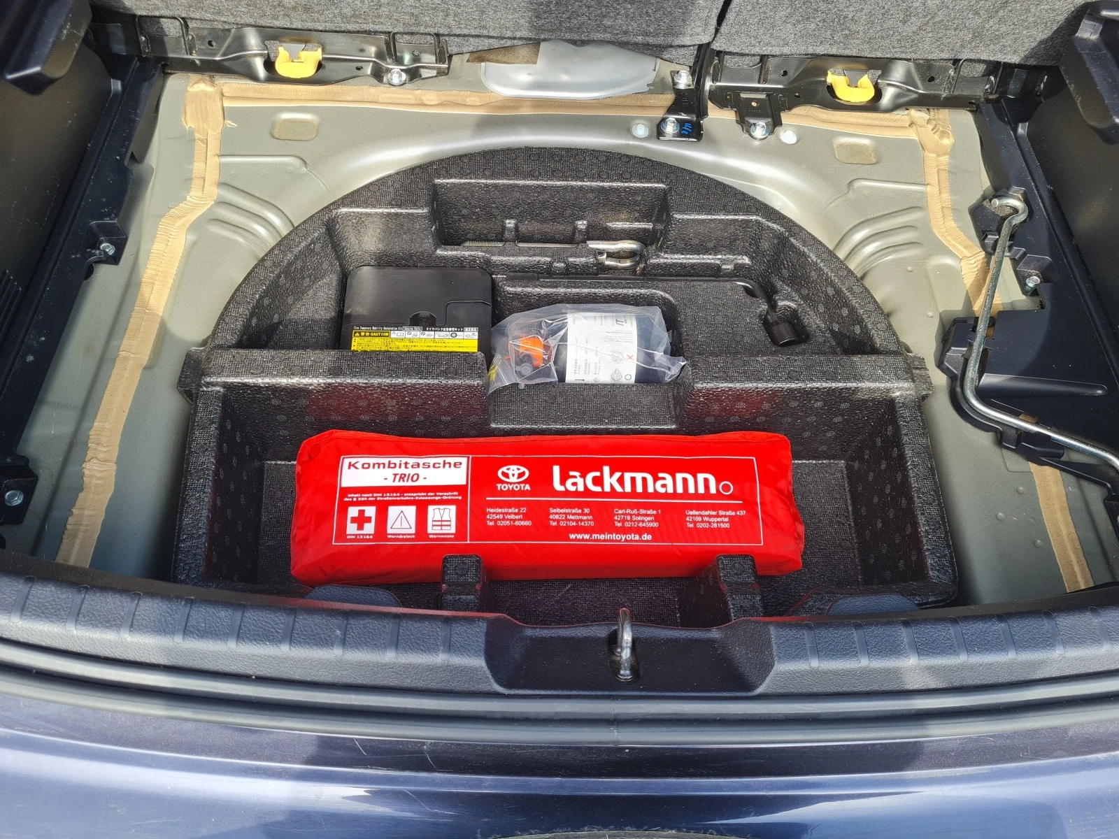 Toyota Yaris 1.0iVVT-I EVRO 5 | Mobile.bg   15