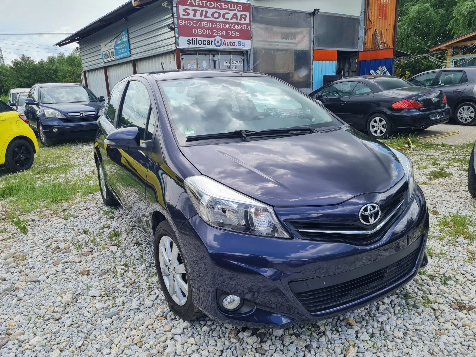 Toyota Yaris 1.0iVVT-I EVRO 5 - изображение 2