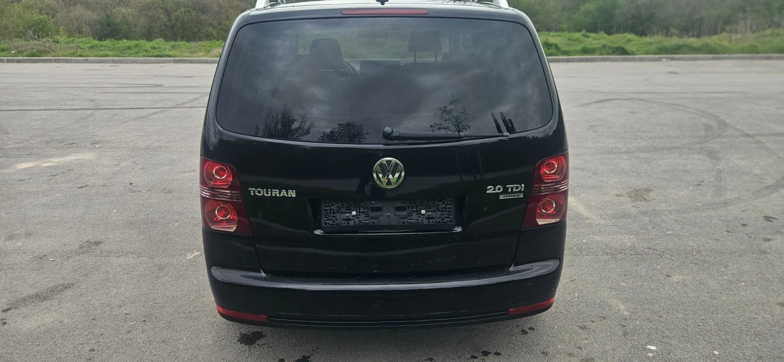 VW Touran 2.0 TDI R-Line - изображение 5