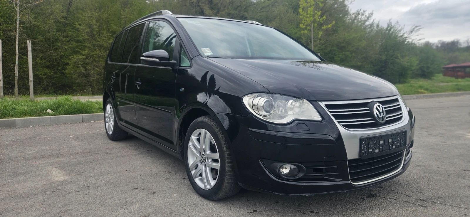 VW Touran 2.0 TDI R-Line - изображение 3