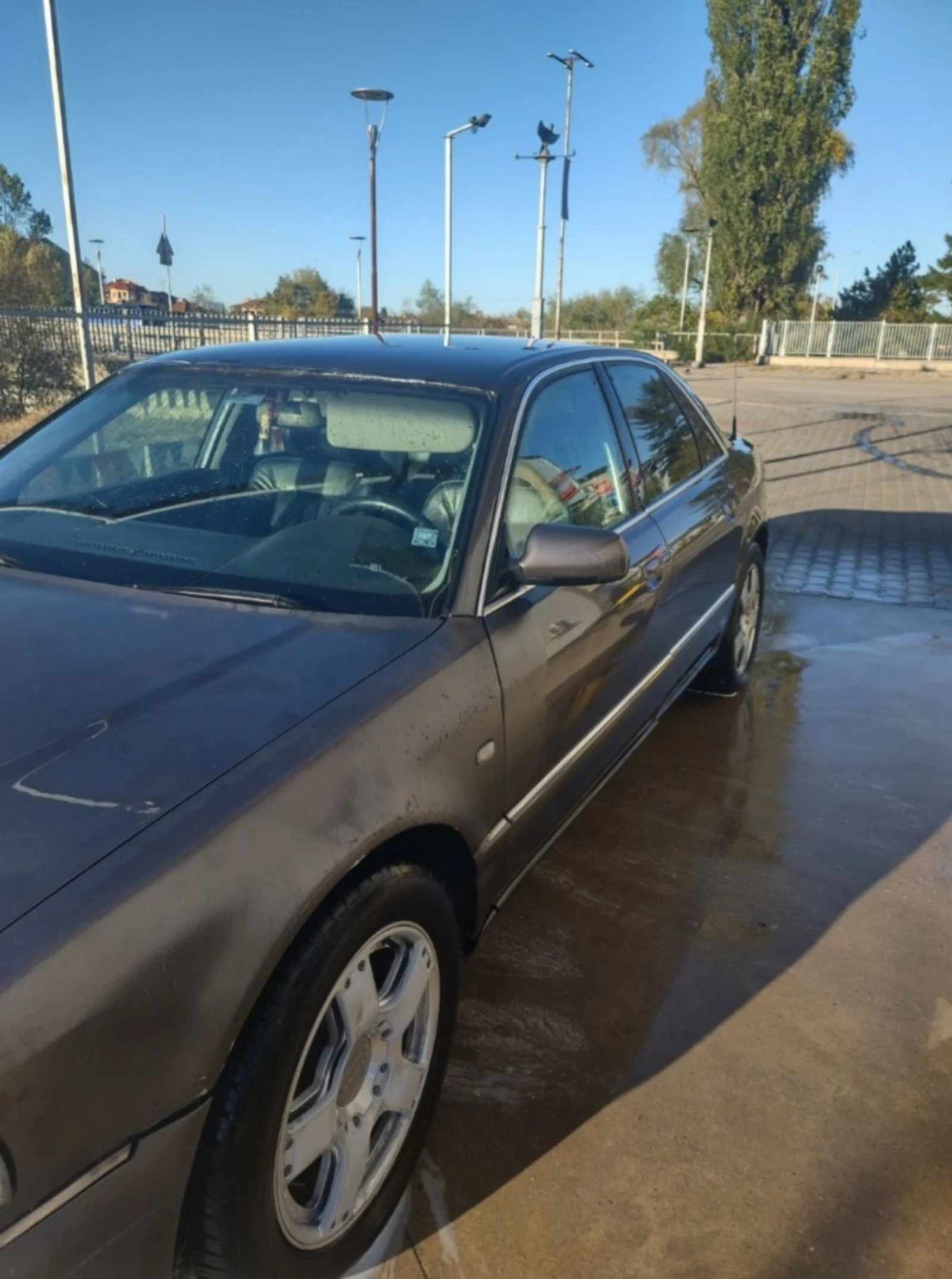 Audi A8 2500 - изображение 2