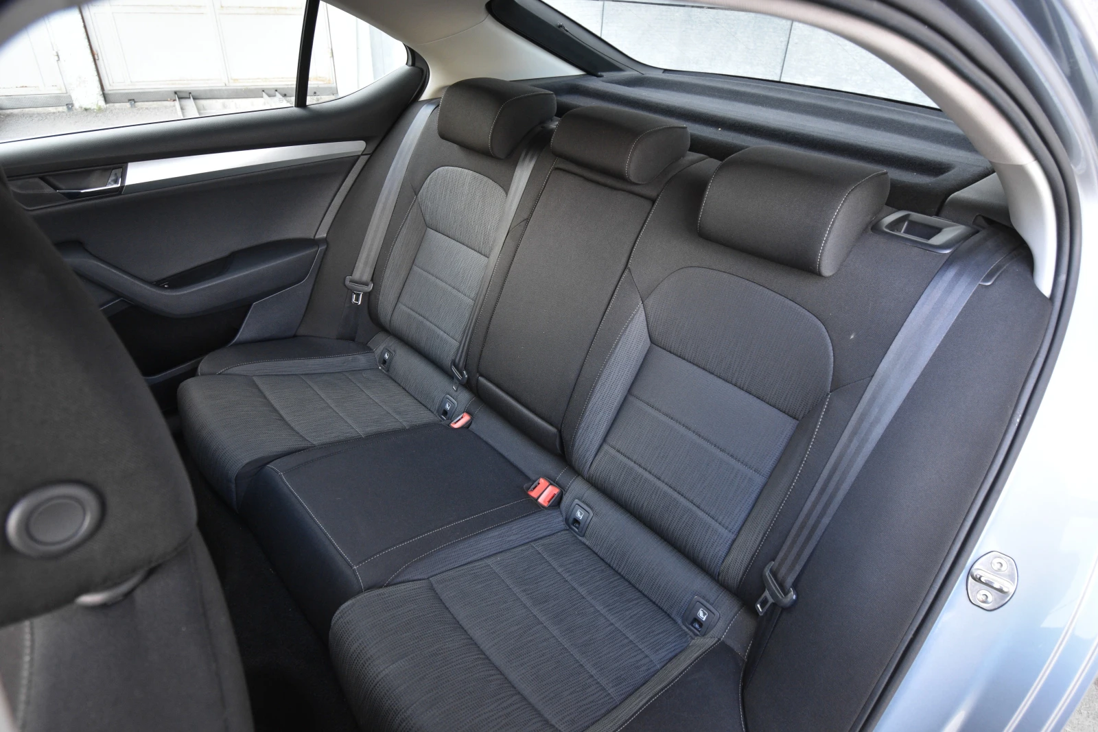 Skoda Superb 2.0 TDI - изображение 10