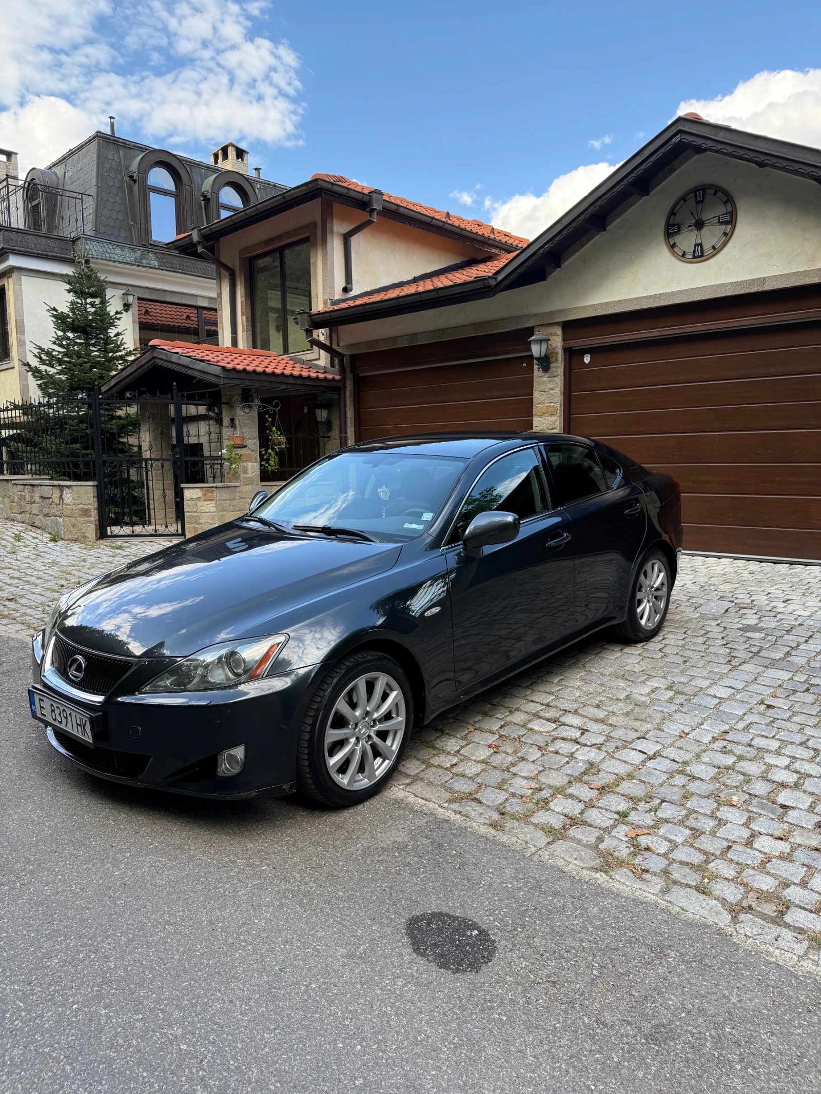 Lexus IS 220d  - изображение 3
