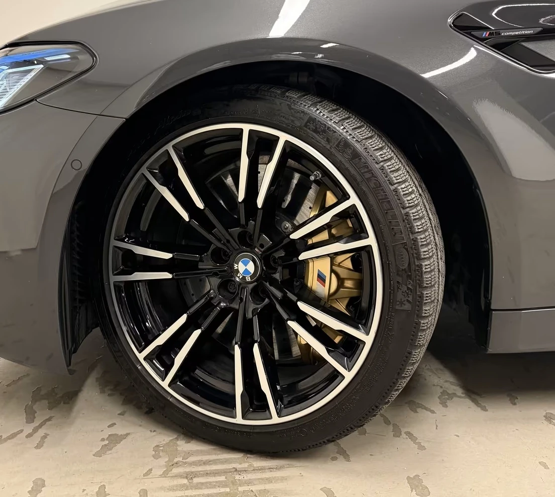 BMW M5 Competition LCI B/W, Massage, Carbon Ceramic, TV - изображение 3