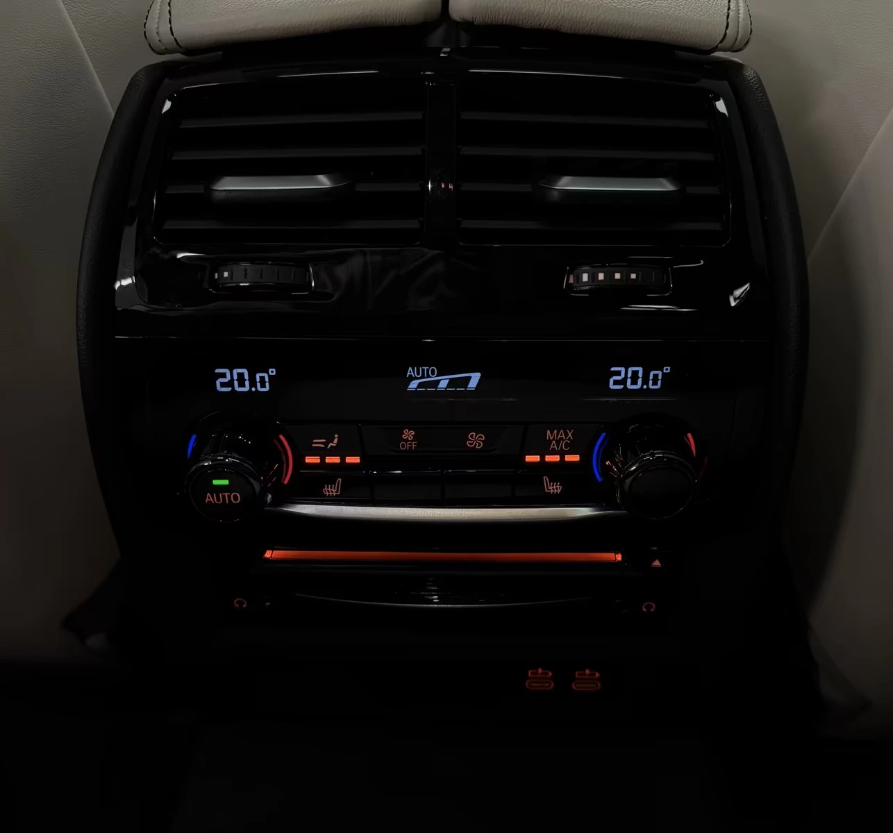 BMW M5 Competition LCI B/W, Massage, Carbon Ceramic, TV - изображение 10