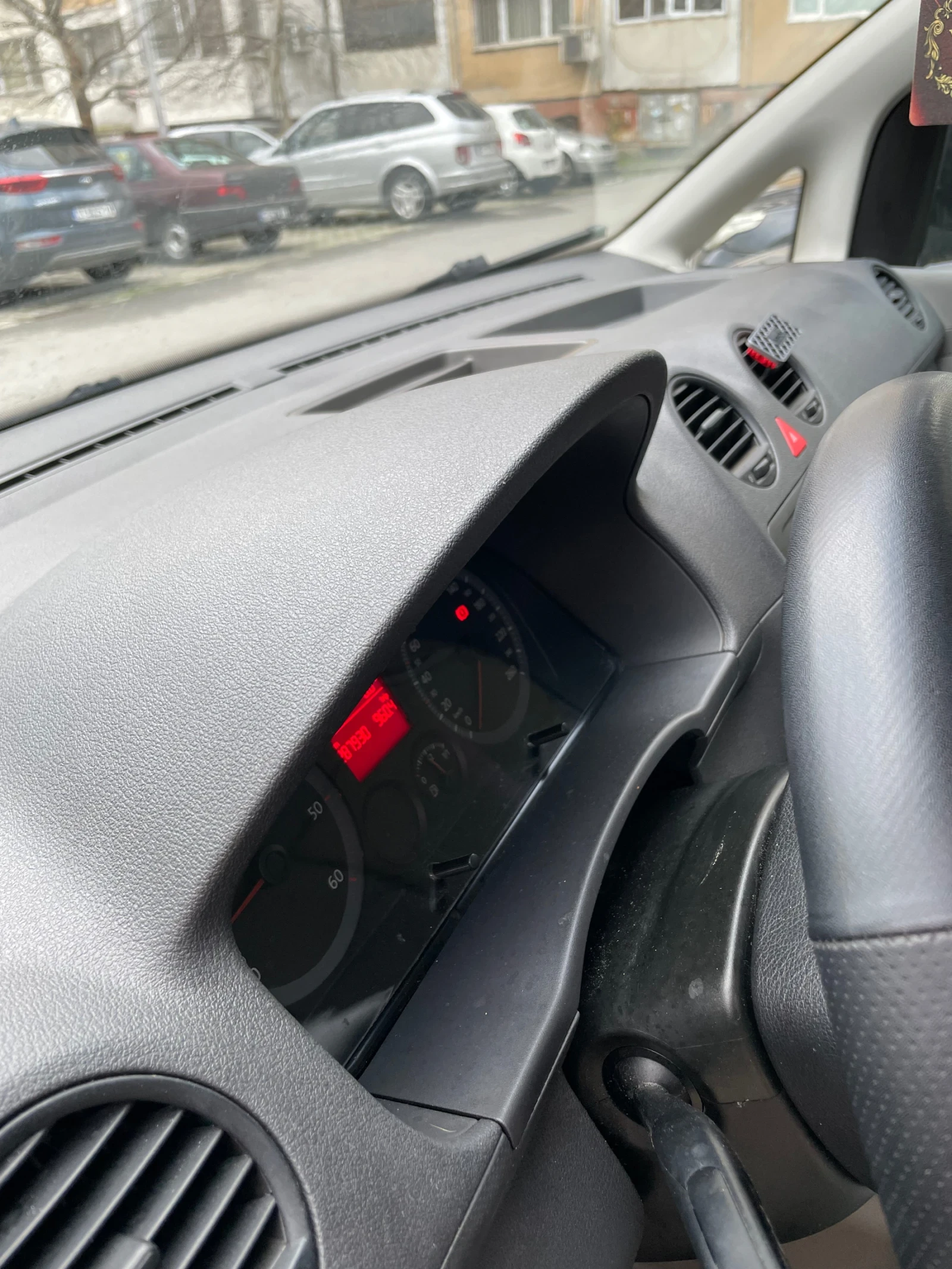 VW Caddy | Mobile.bg � ����������� 8