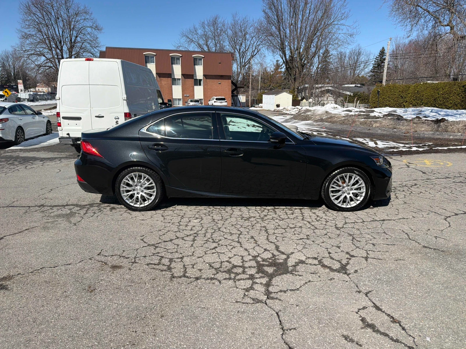 Lexus IS 300 Обдухване/34386КМ/Без Инцидент/Обслужван/, снимка 2 - Автомобили и джипове - 54004879