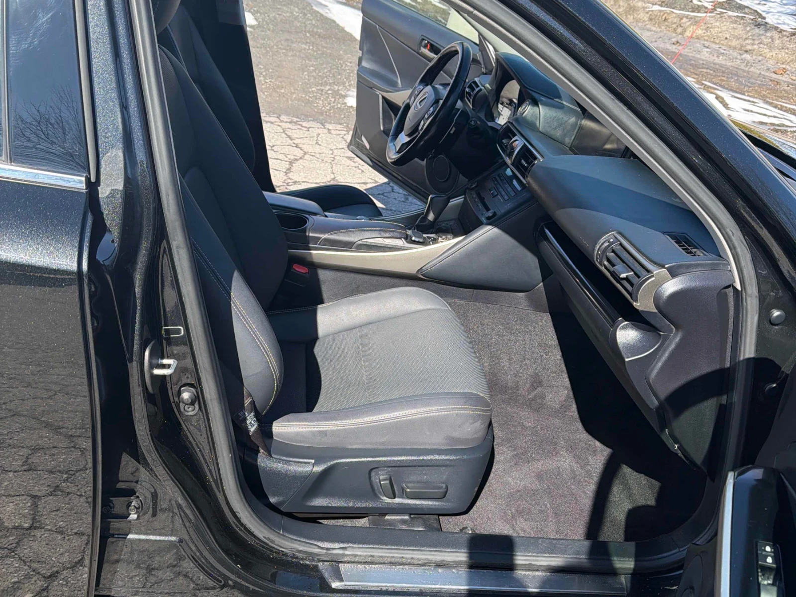 Lexus IS 300 Обдухване/34386КМ/Без Инцидент/Обслужван/, снимка 8 - Автомобили и джипове - 54004879