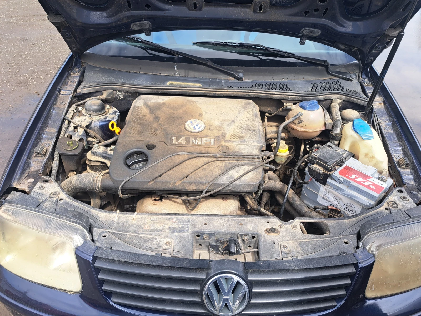 VW Polo 1.4 MPI, снимка 5 - Автомобили и джипове - 54428388