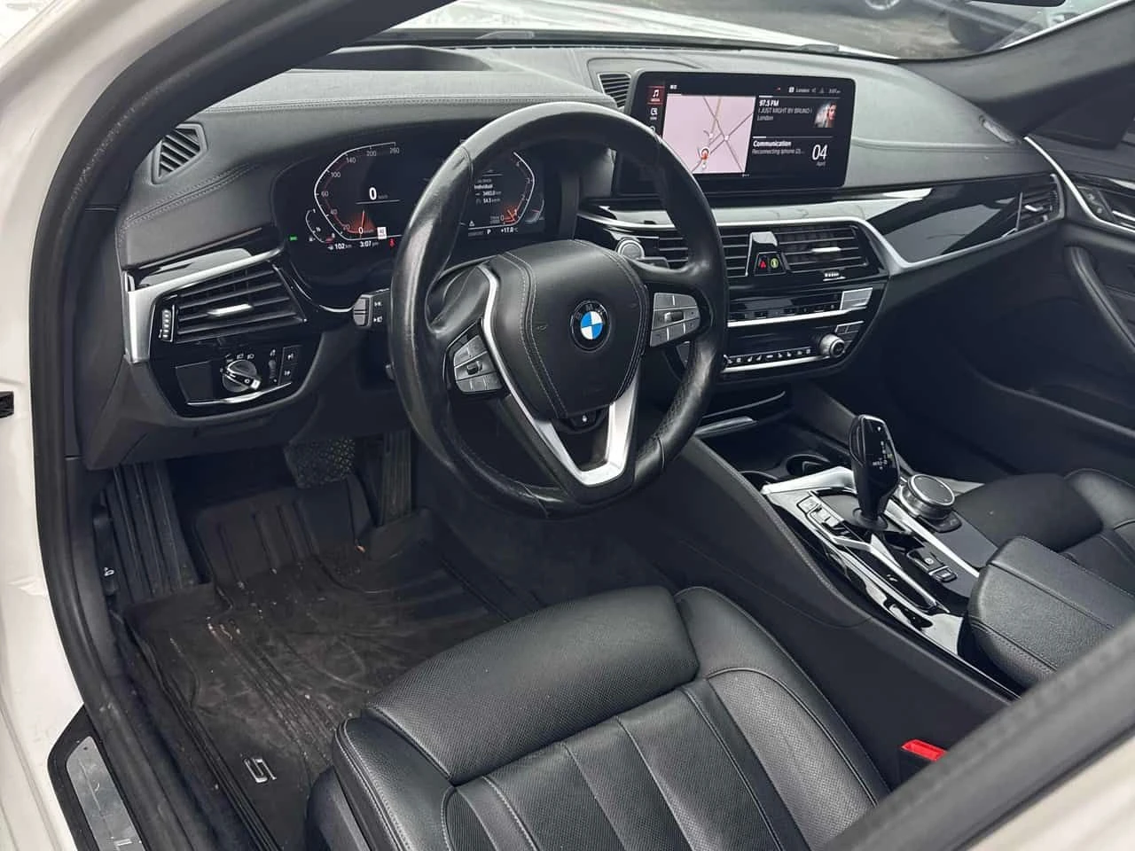 BMW 530 XDRIVE * ПОДГРЕВИ* ОБДУХВАНЕ* ПАНОРАМА* HEAD UP* , снимка 7 - Автомобили и джипове - 54503511