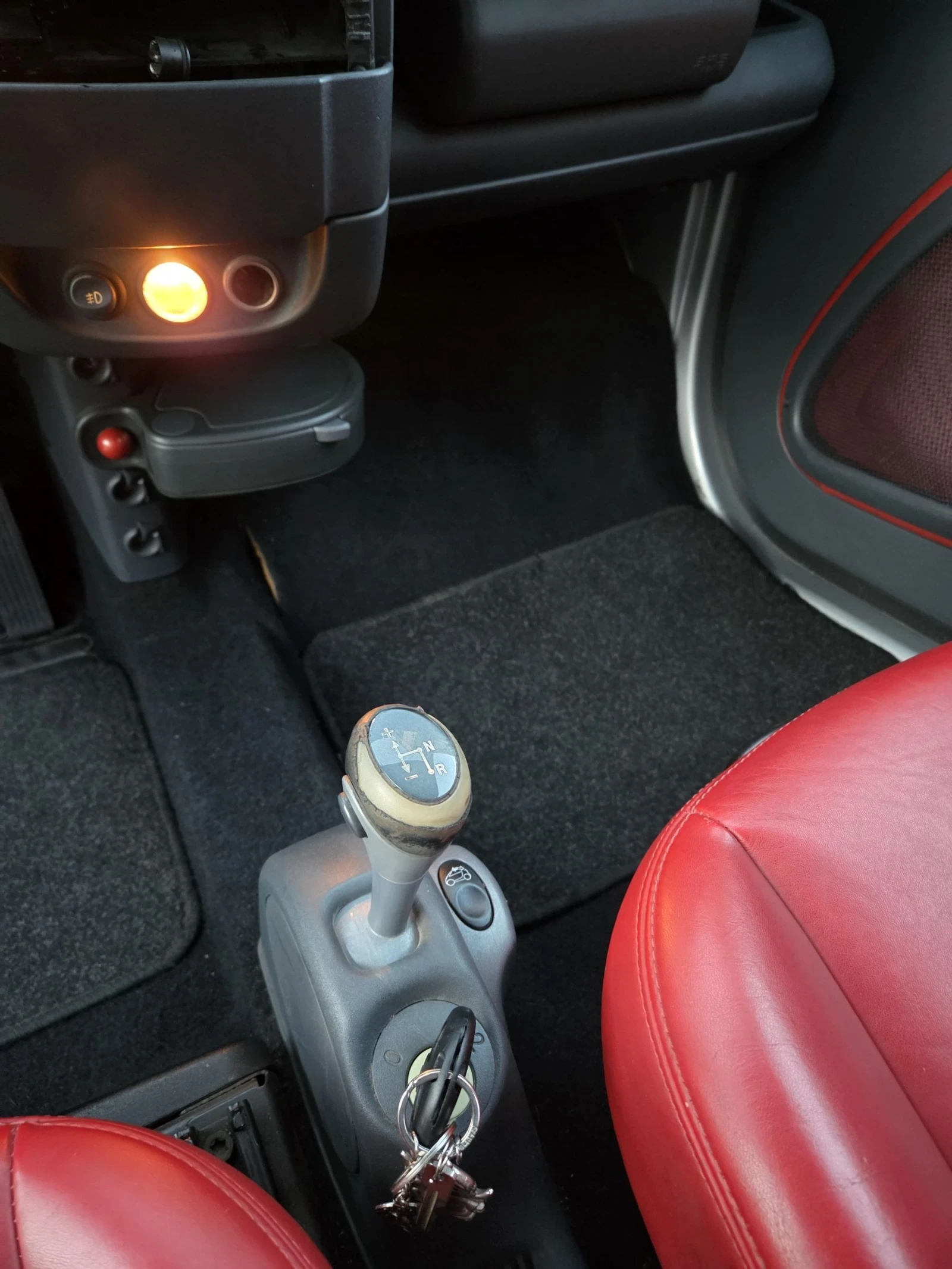 Smart Fortwo, снимка 7 - Автомобили и джипове - 54634726