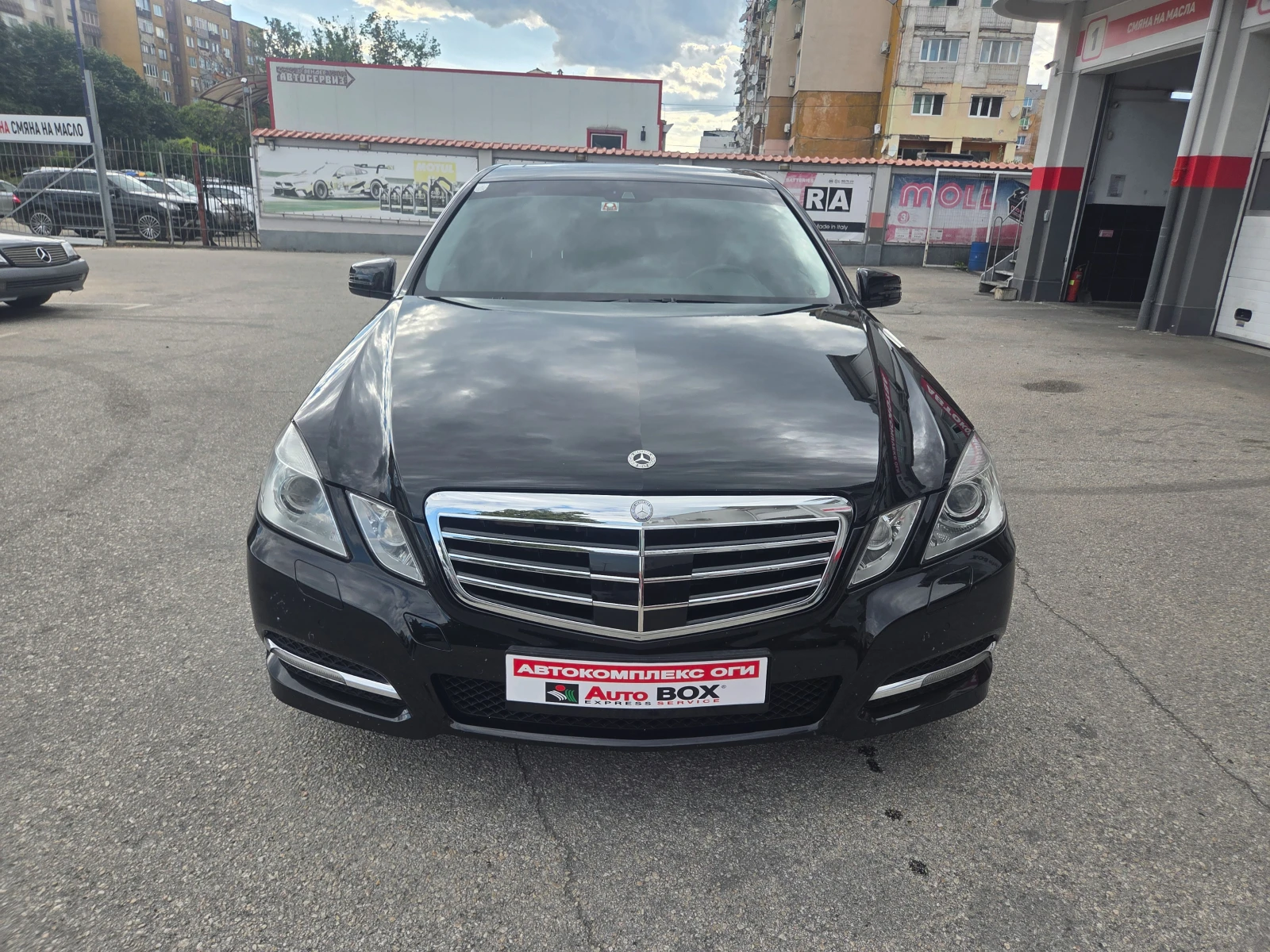 Mercedes-Benz E 350 CDI-Avantgarde(265Hp)Distronic/HARMAN-KARDON/Камер, снимка 8 - Автомобили и джипове - 55266446