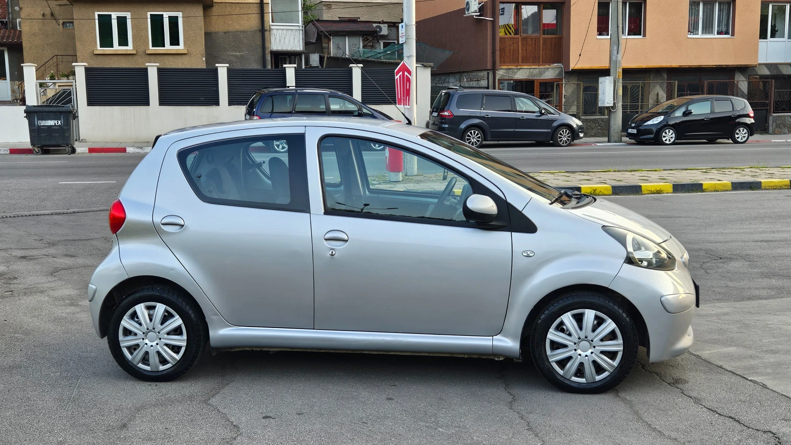 Toyota Aygo 1.0 AVTOMATIK/KLIMATIK, снимка 7 - Автомобили и джипове - 55593050