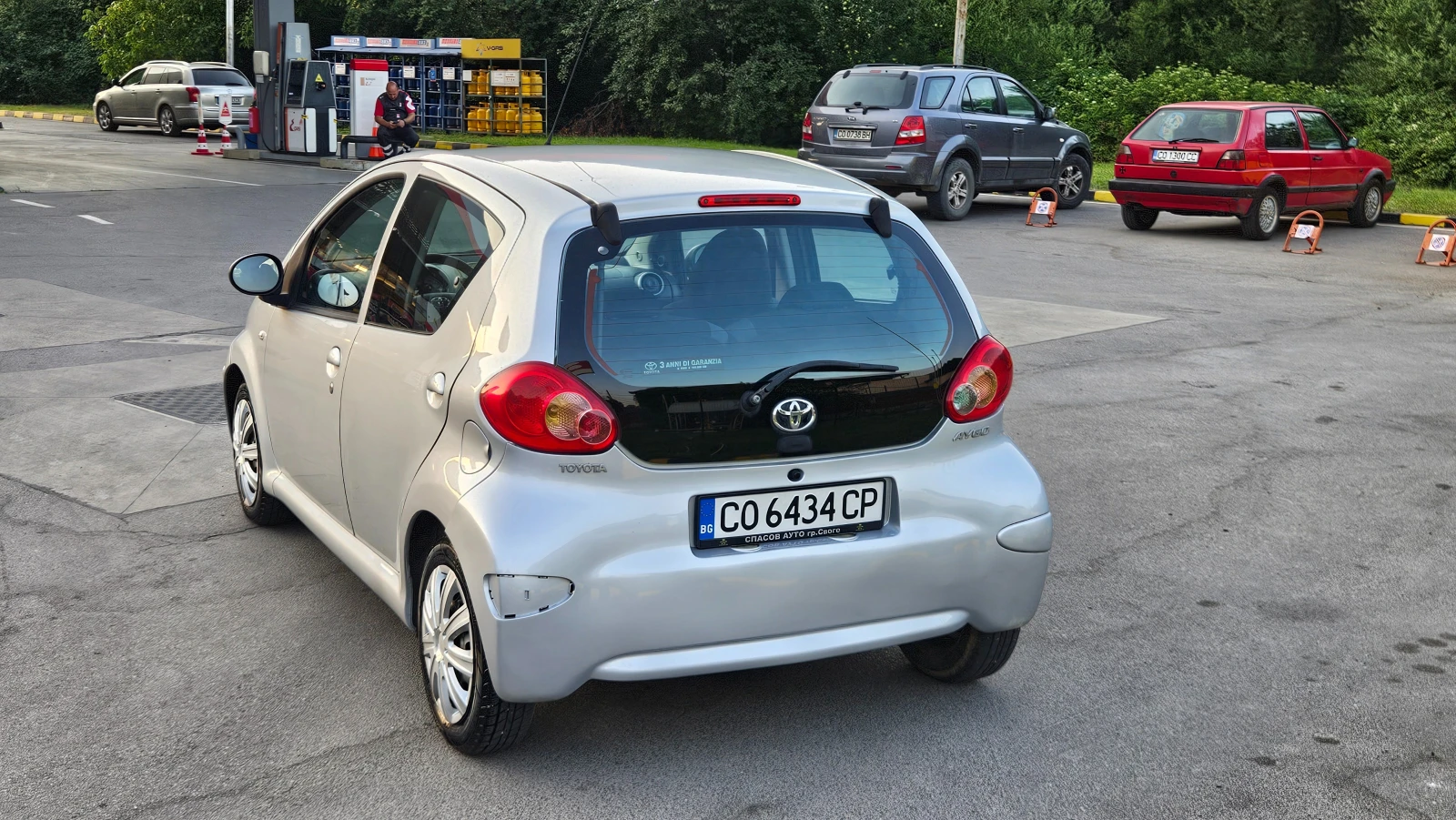 Toyota Aygo 1.0 AVTOMATIK/KLIMATIK, снимка 4 - Автомобили и джипове - 55593050