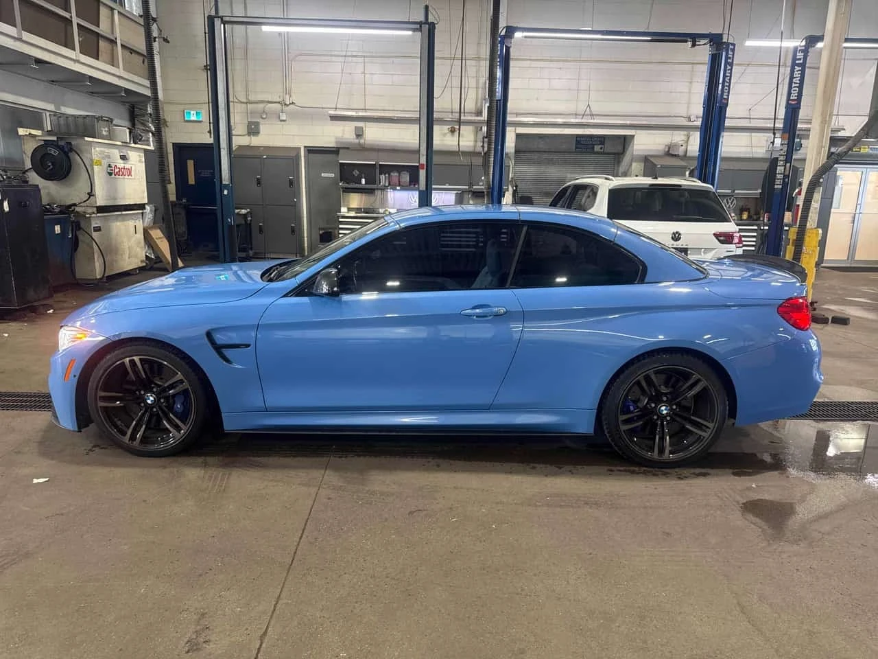 BMW M4 * 2dr Conv * АВТОКРЕДИТ БЕЗ ПЪРВОНАЧАЛНА ВНОСКА* , снимка 2 - Автомобили и джипове - 55795095