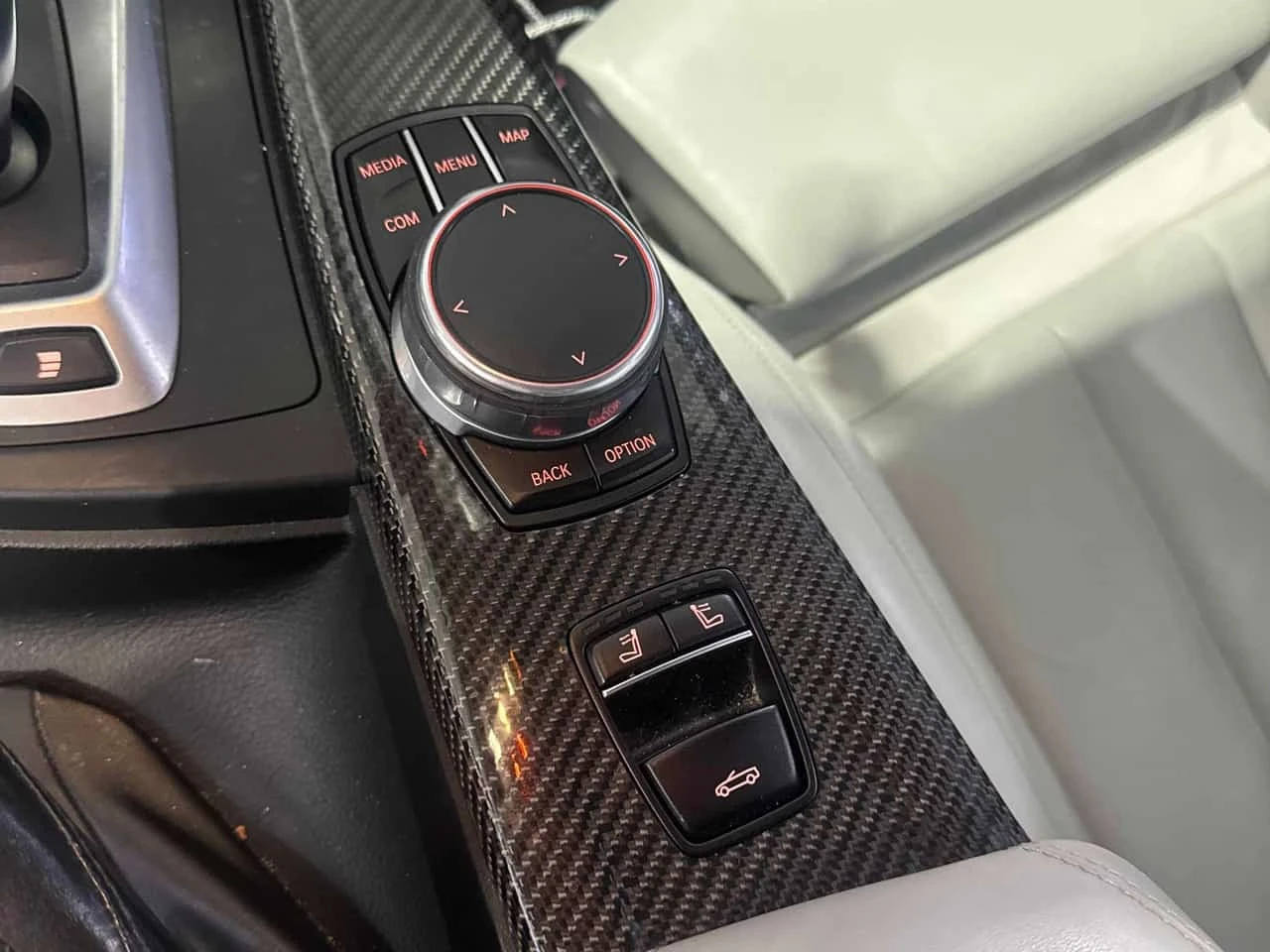 BMW M4 * 2dr Conv * АВТОКРЕДИТ БЕЗ ПЪРВОНАЧАЛНА ВНОСКА* , снимка 10 - Автомобили и джипове - 55795095