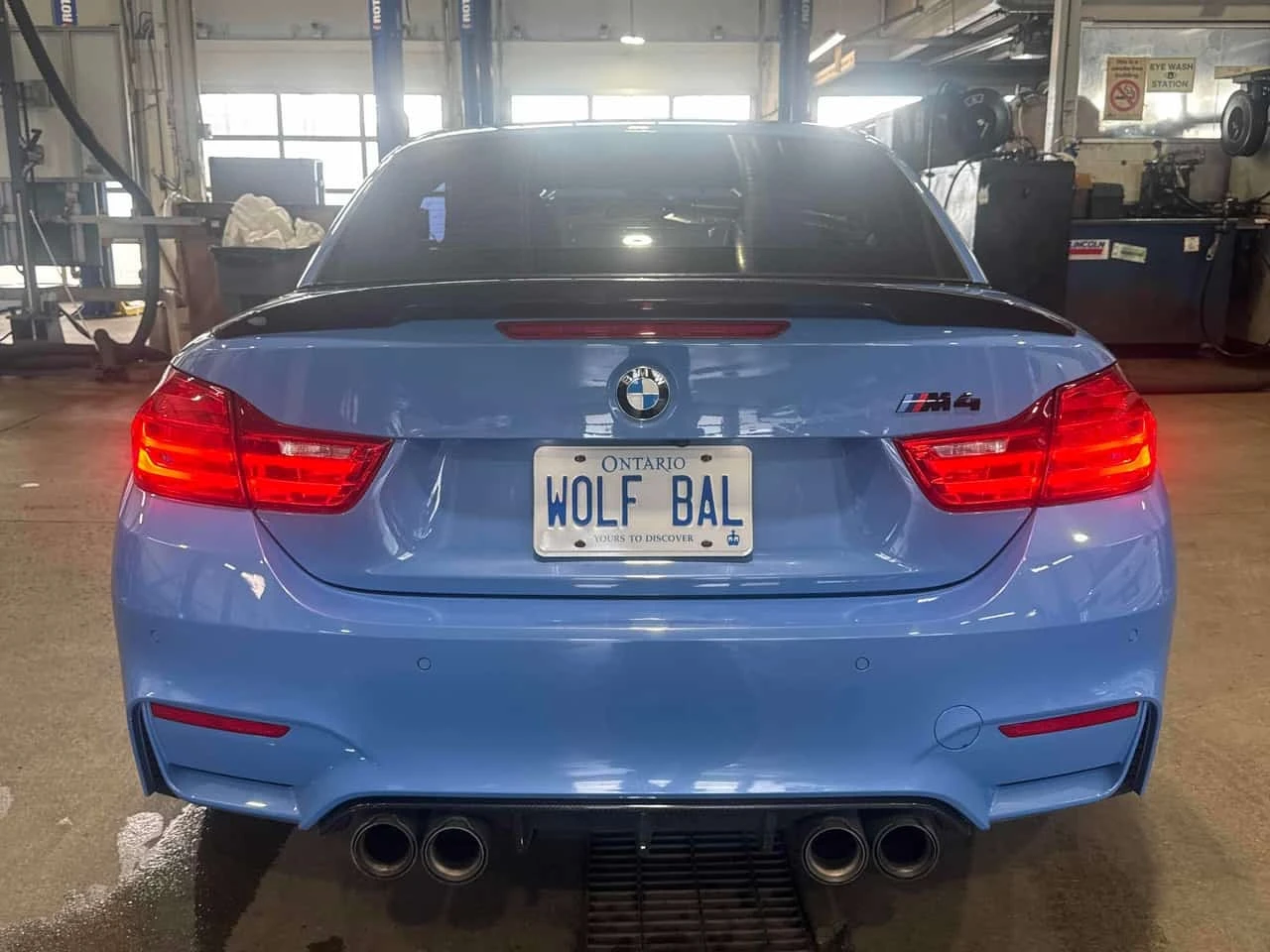 BMW M4 * 2dr Conv * АВТОКРЕДИТ БЕЗ ПЪРВОНАЧАЛНА ВНОСКА* , снимка 4 - Автомобили и джипове - 55795095