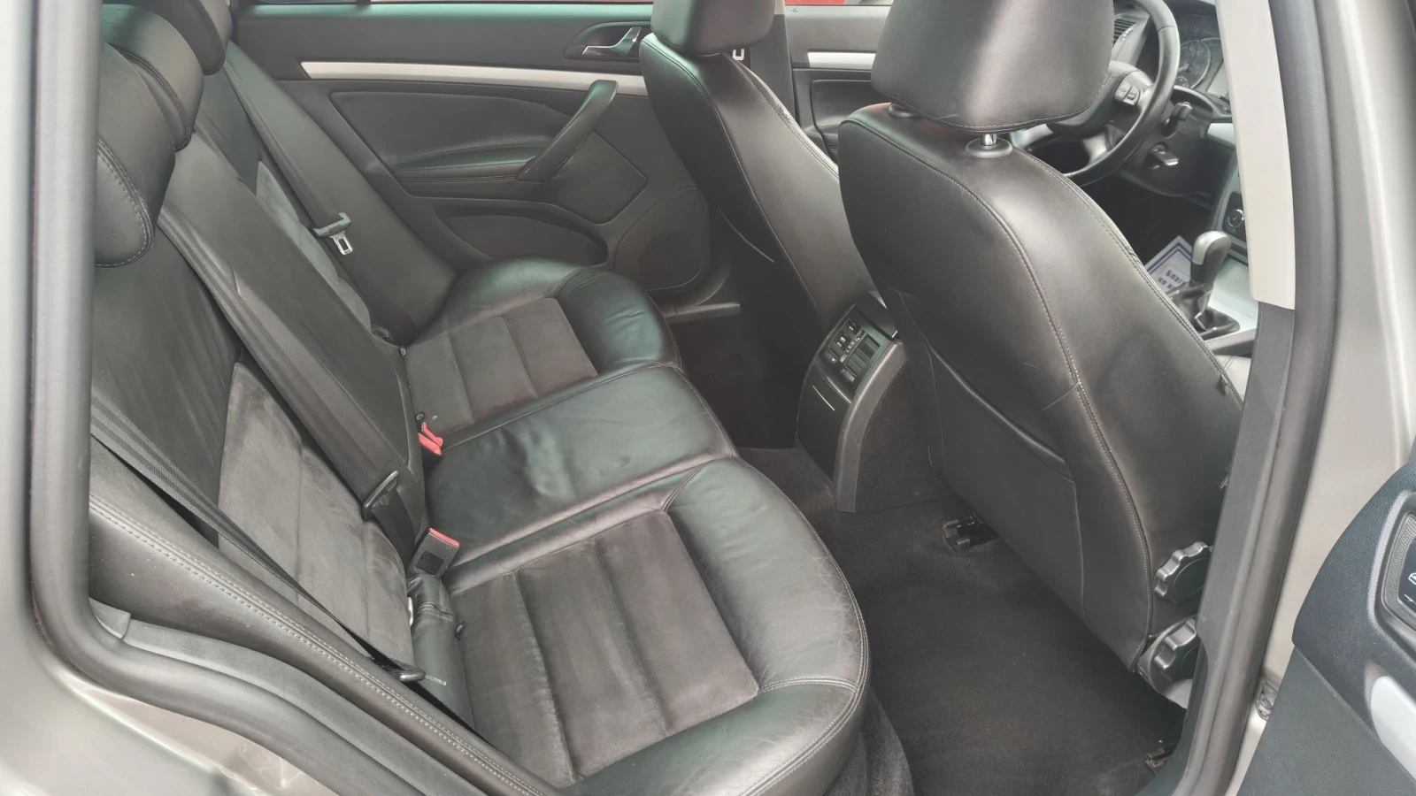 Skoda Octavia SCOUT - 2.0 TDI - 4x4 | Mobile.bg � ����������� 10