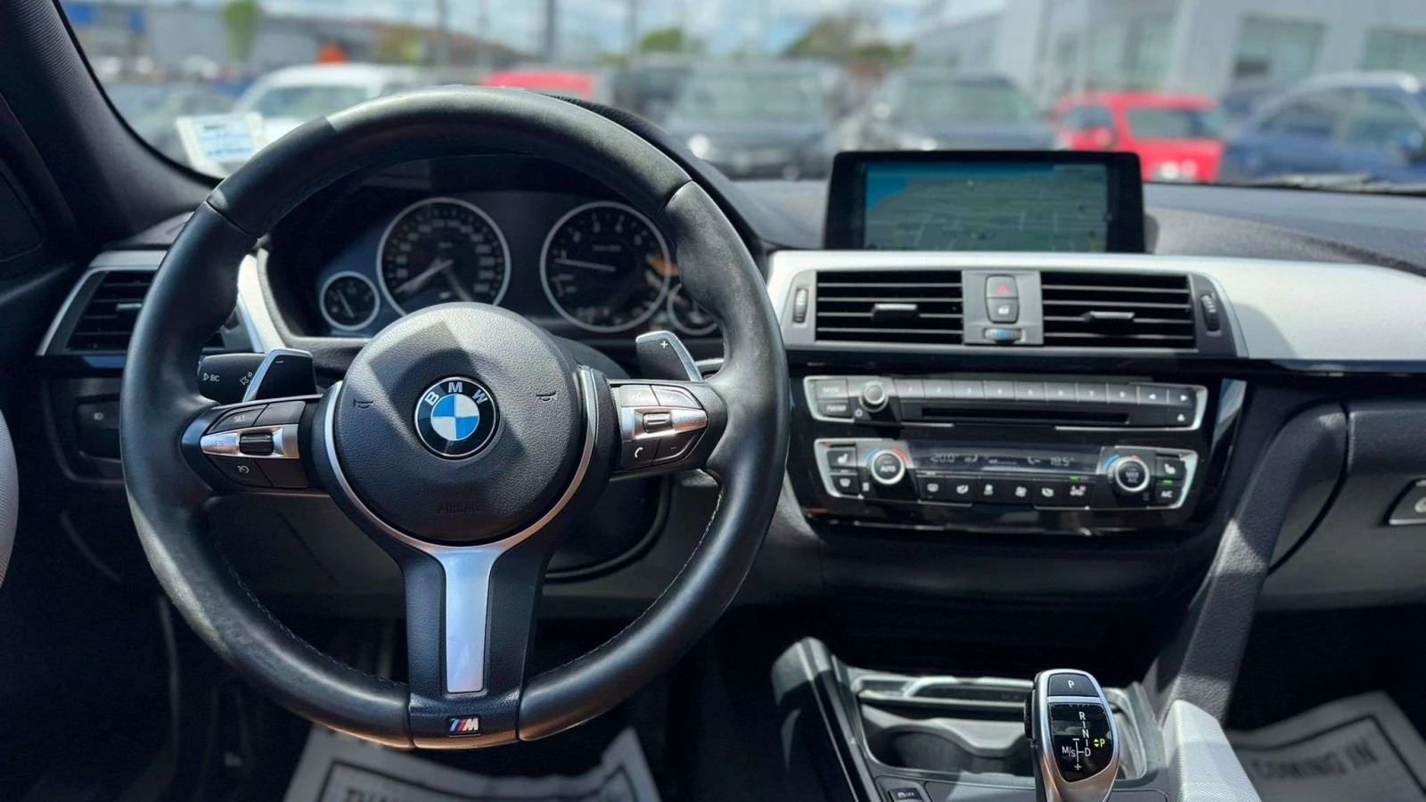 BMW 340 ПОДГРЕВ * ПАНО * FACE * ФИКСИРАНА ЦЕНА ДО БГ * , снимка 12 - Автомобили и джипове - 56057711