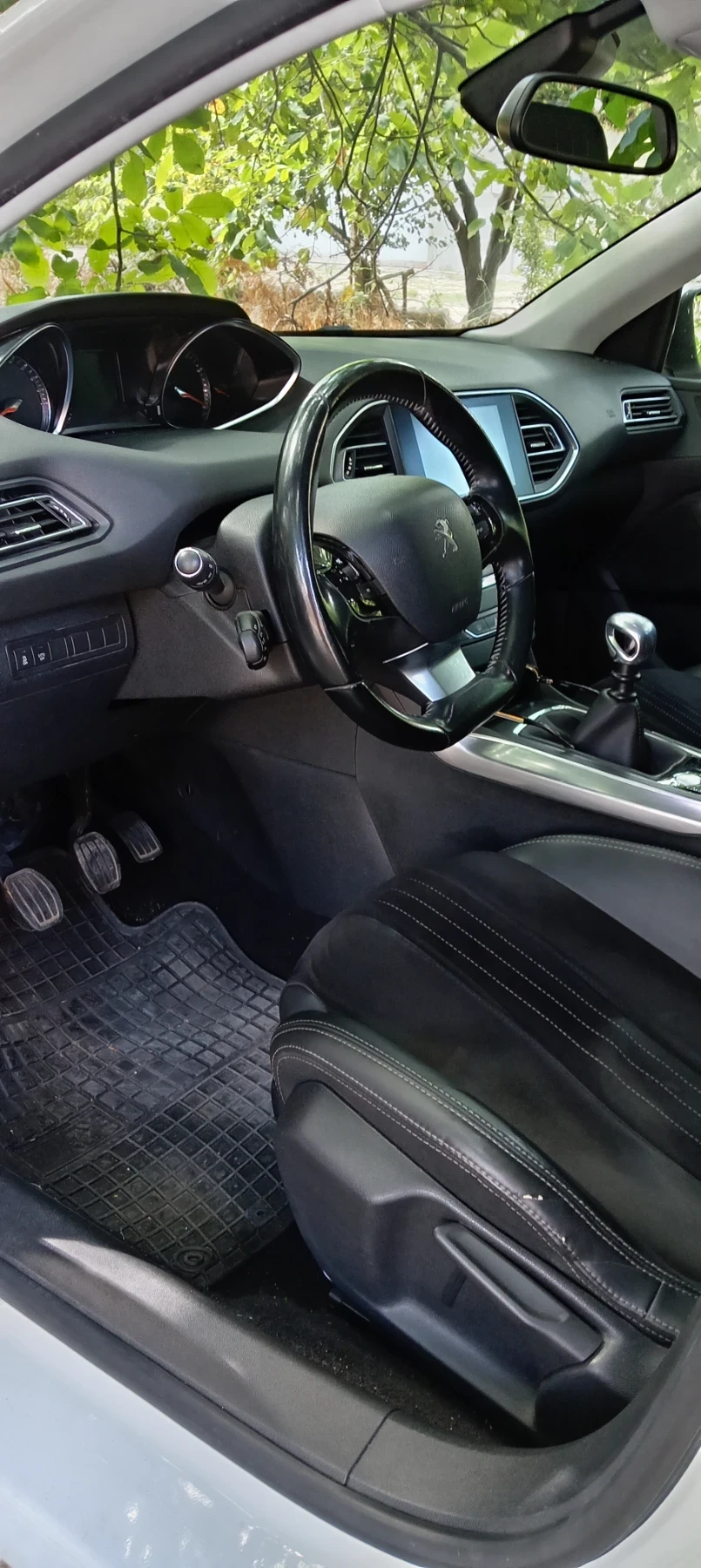 Peugeot 308 РЕАЛНИ КМ, снимка 11 - Автомобили и джипове - 56139821