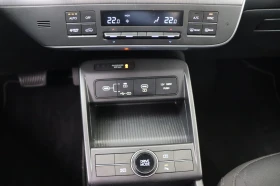Hyundai Kona 48 kWh, снимка 13